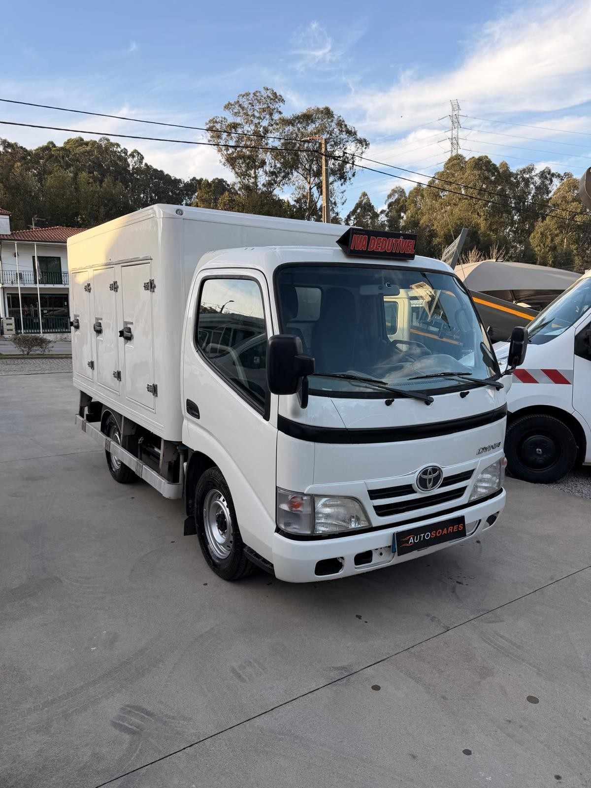 toyota-dyna-2013-diesel-2982cc