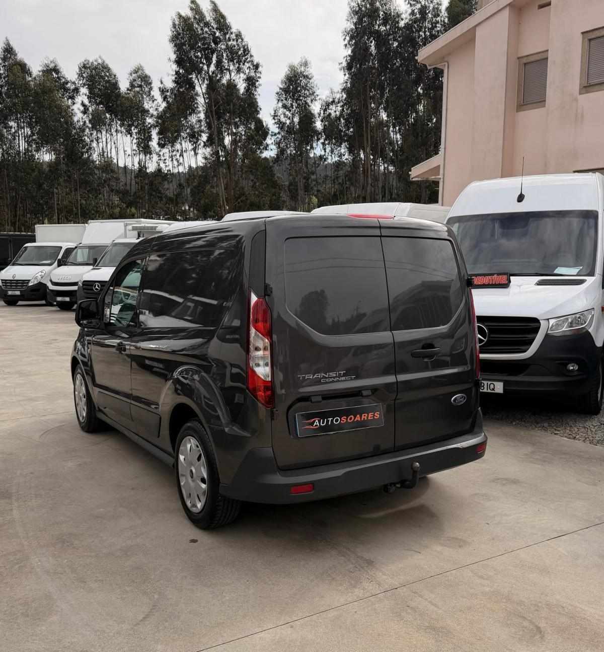ford-transit-connect-2017-diesel-1498cc