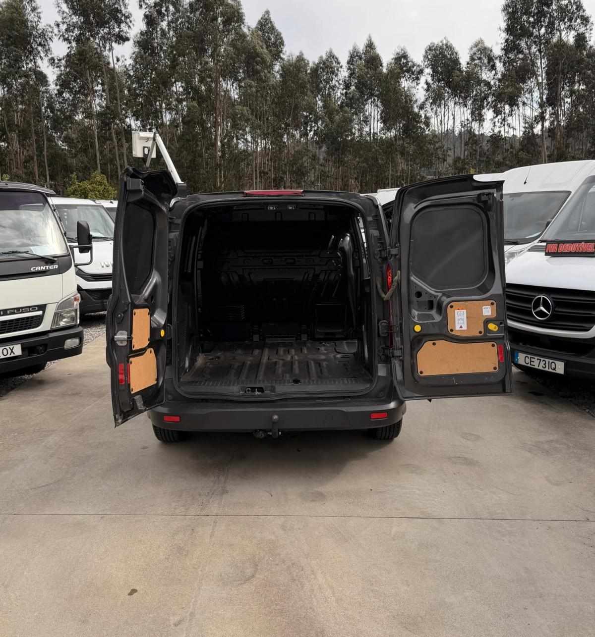ford-transit-connect-2017-diesel-1498cc