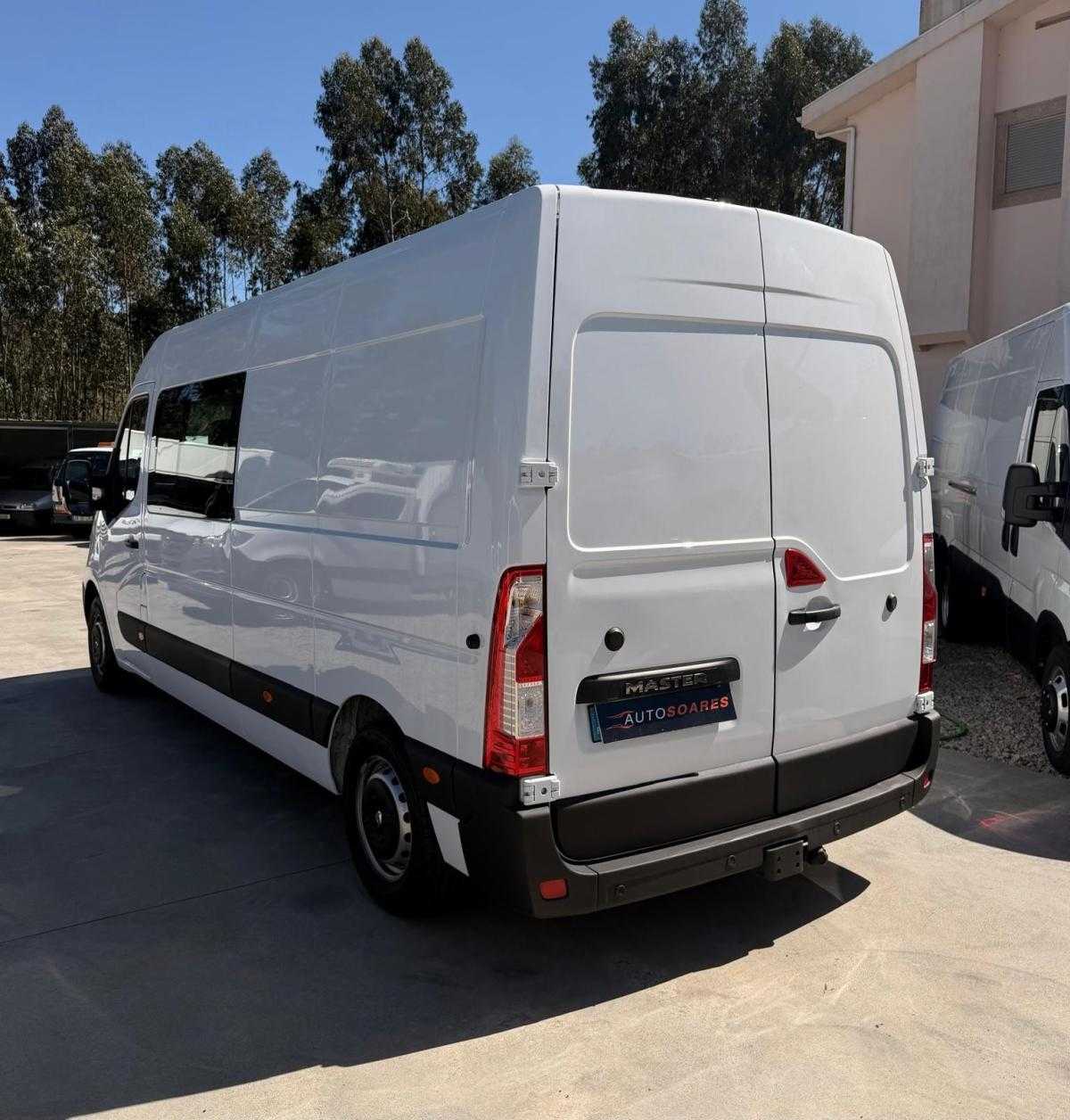 renault-master-2019-diesel-2299cc