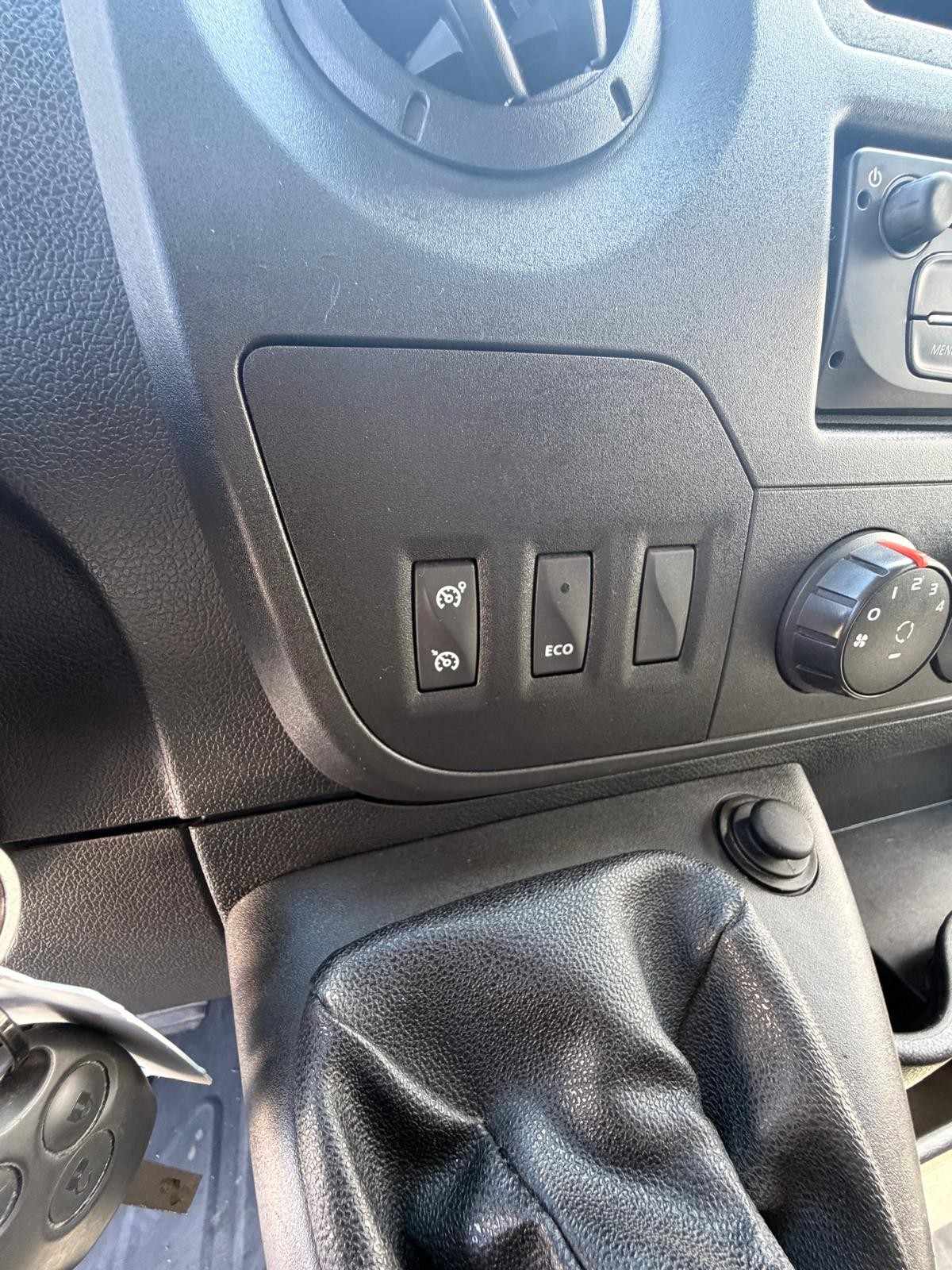 renault-master-2019-diesel-2299cc