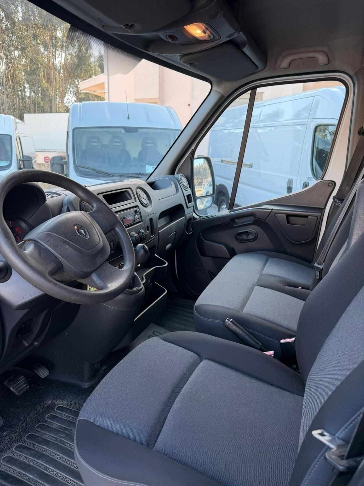 renault-master-2019-diesel-2299cc