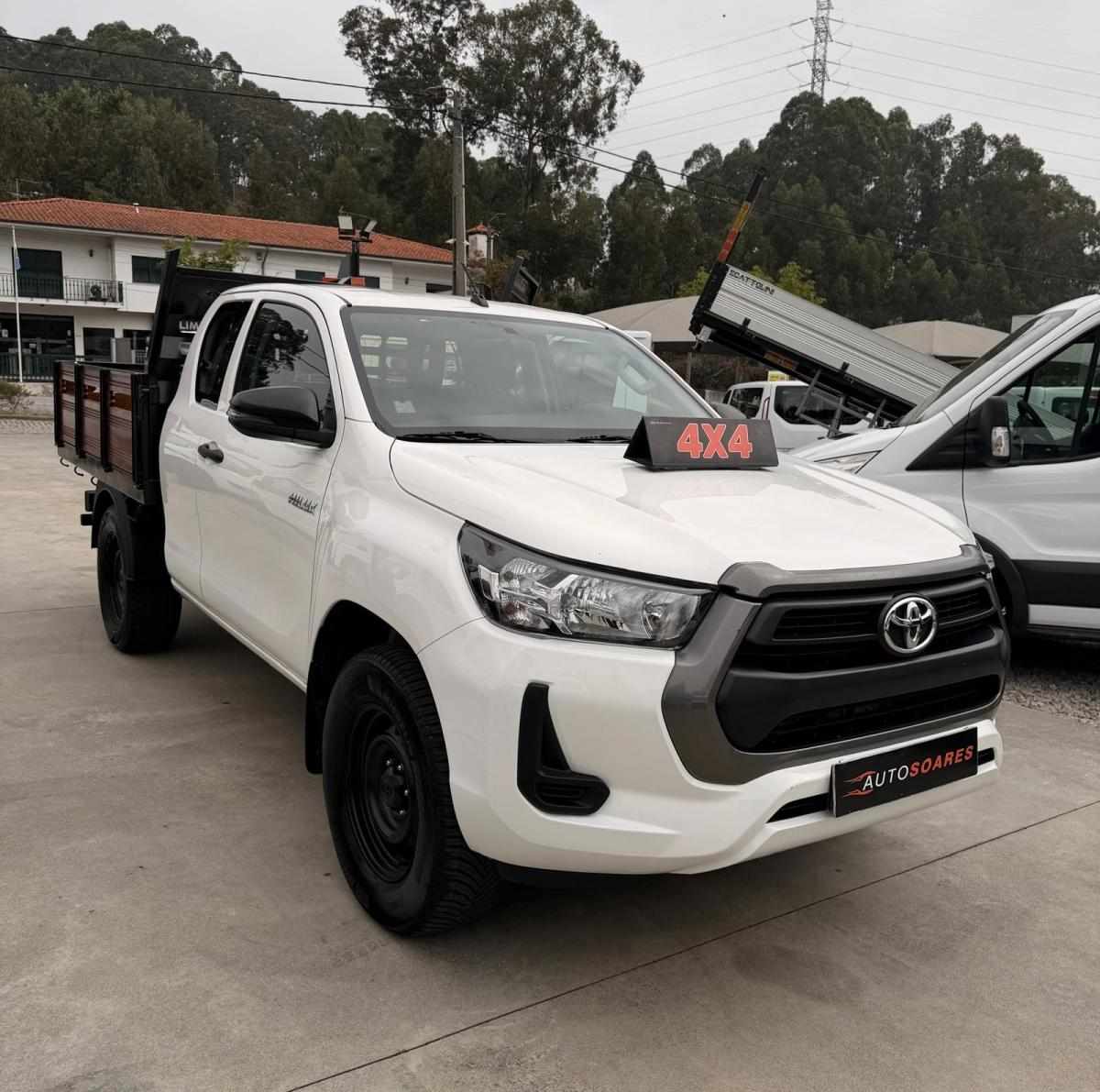 toyota-hilux-2021-diesel-2393cc