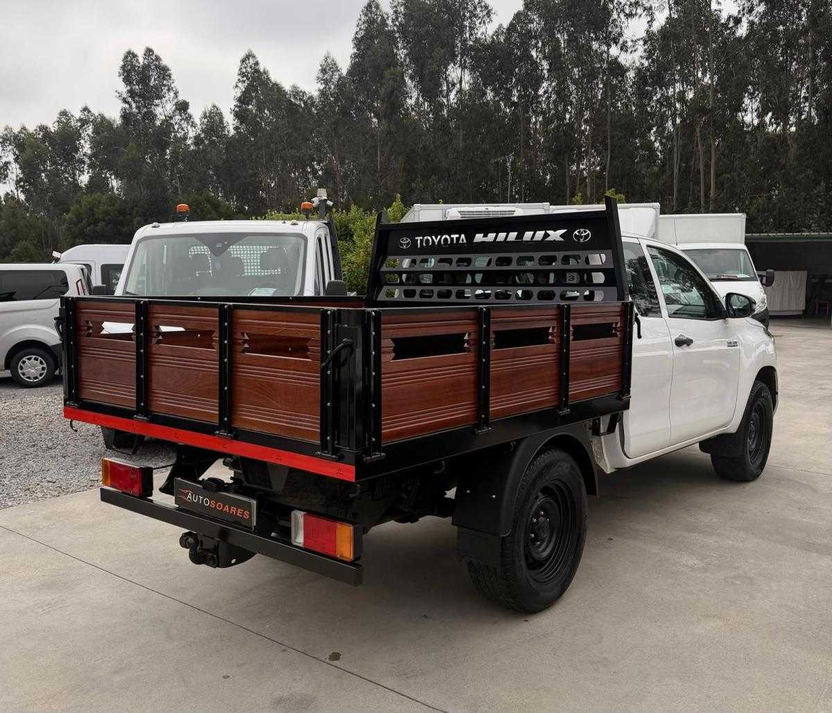 toyota-hilux-2021-diesel-2393cc