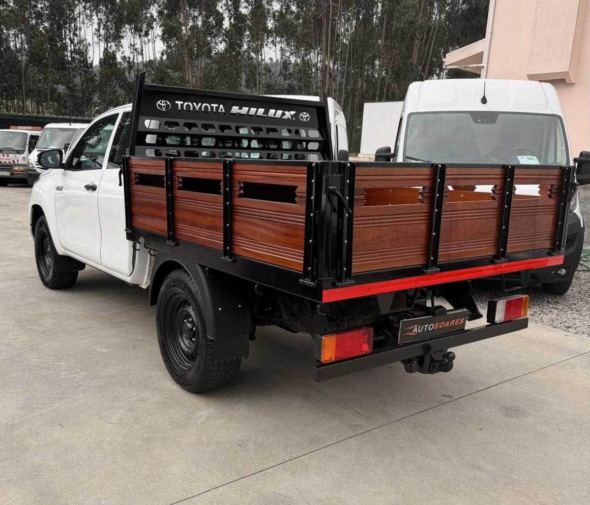 toyota-hilux-2021-diesel-2393cc