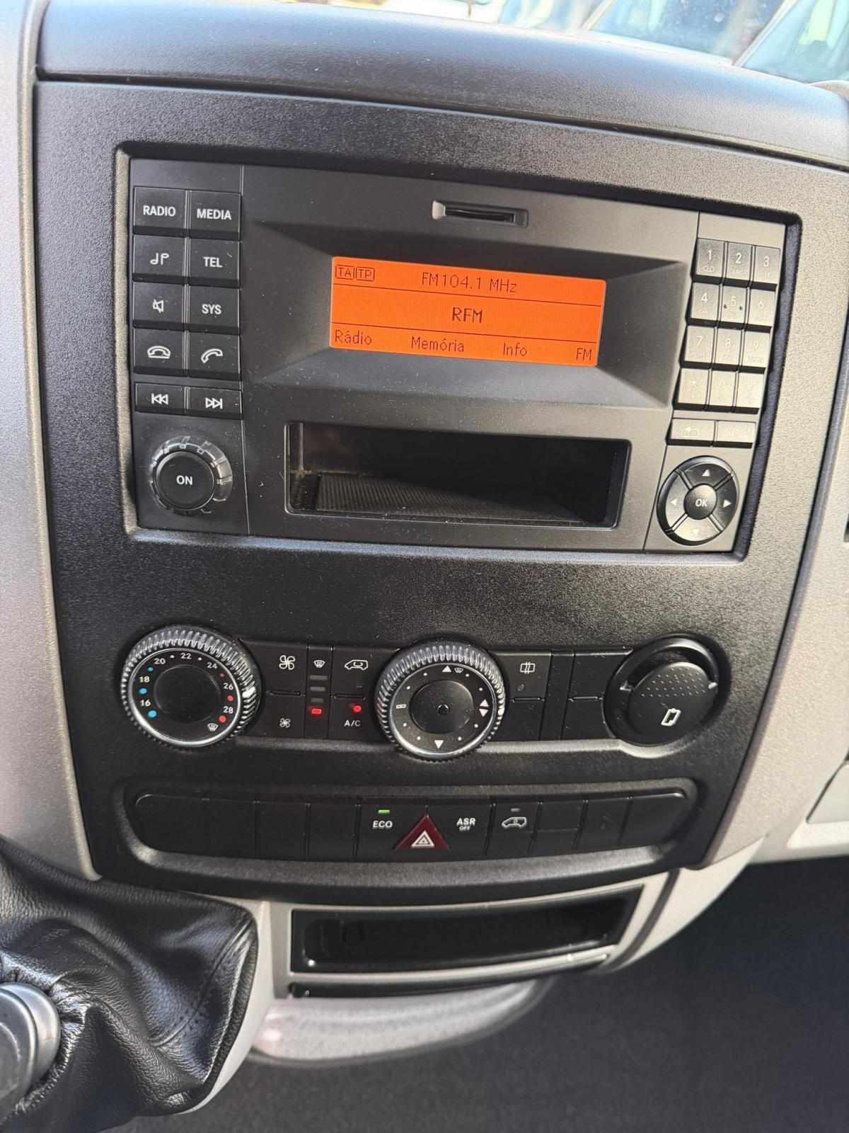 mercedes-benz-sprinter-2016-diesel-2143cc