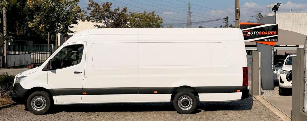 mercedes-benz-sprinter-2021-diesel-2143cc