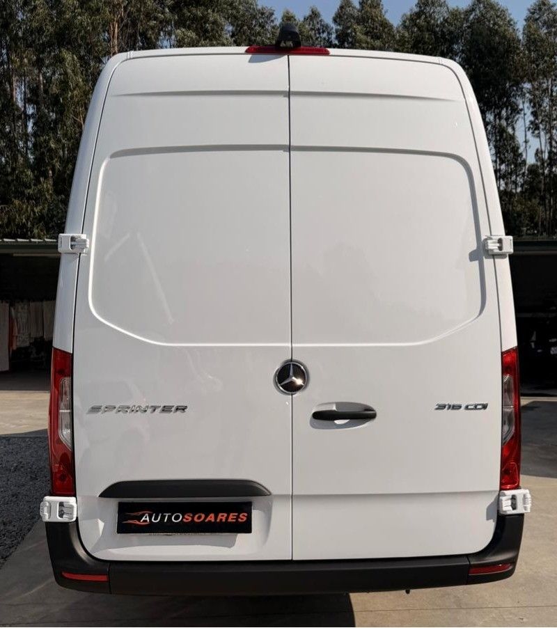mercedes-benz-sprinter-2021-diesel-2143cc