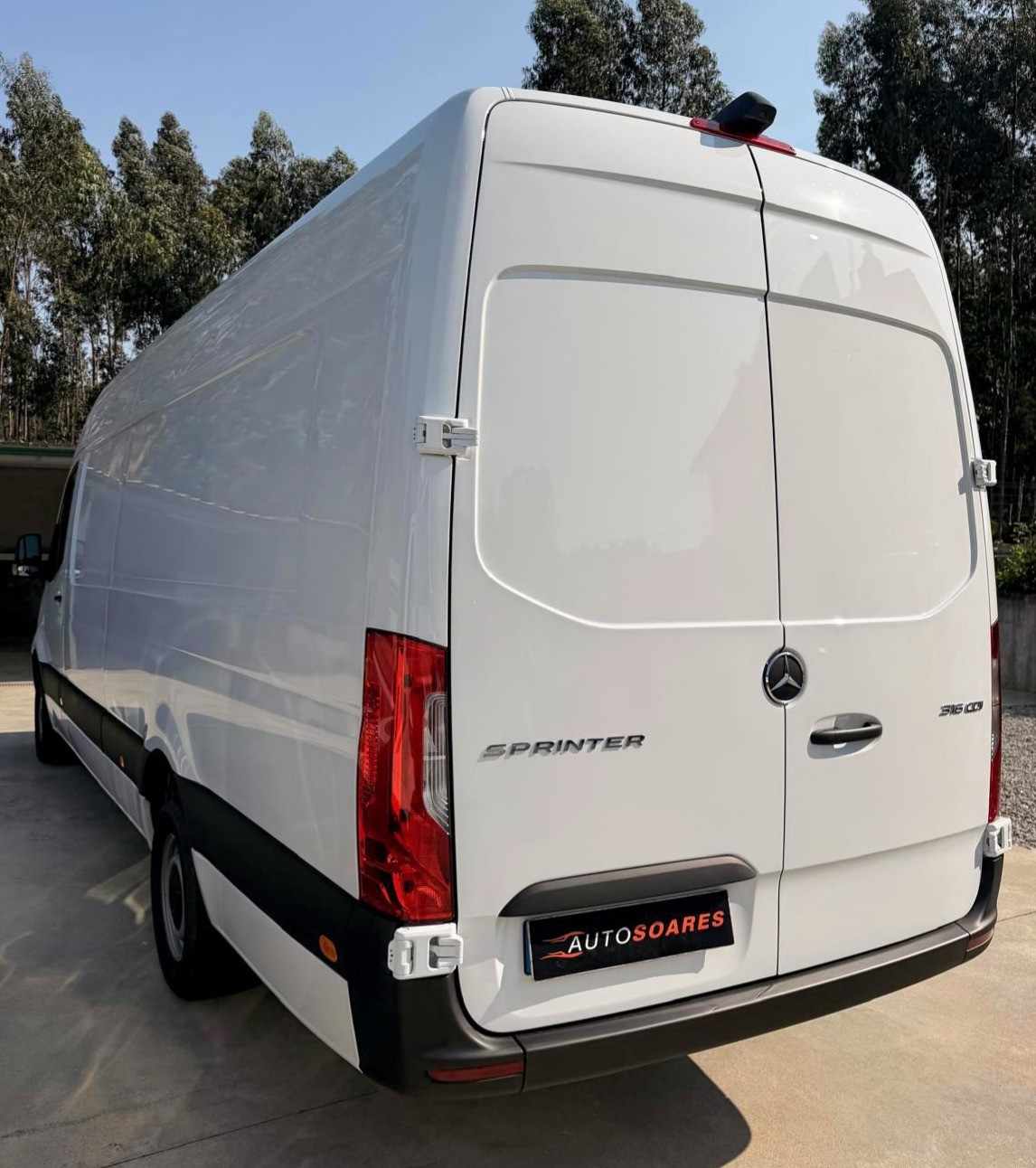 mercedes-benz-sprinter-2021-diesel-2143cc