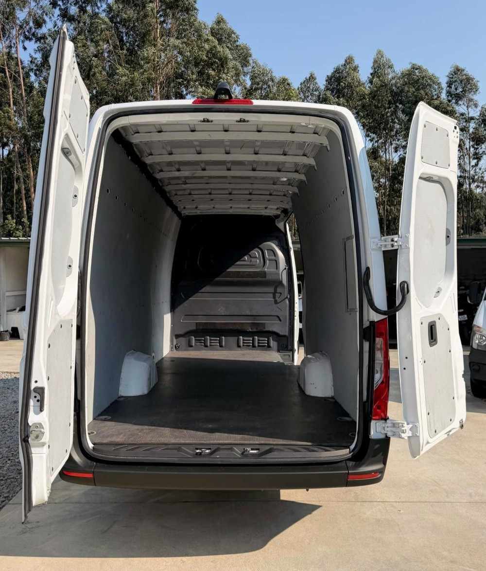 mercedes-benz-sprinter-2021-diesel-2143cc