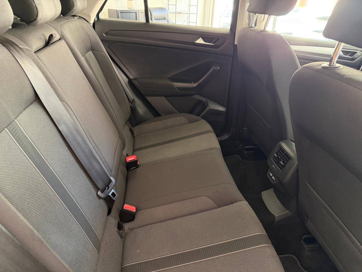 volkswagen-t-roc-2023-gasolina-999cc