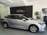 toyota-corolla-2022-hibrido-a-gasolina-1798cc