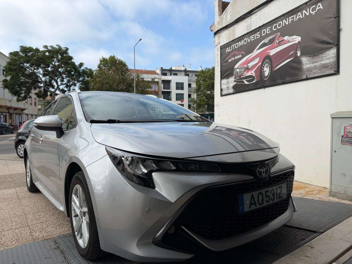toyota-corolla-2022-hibrido-a-gasolina-1798cc