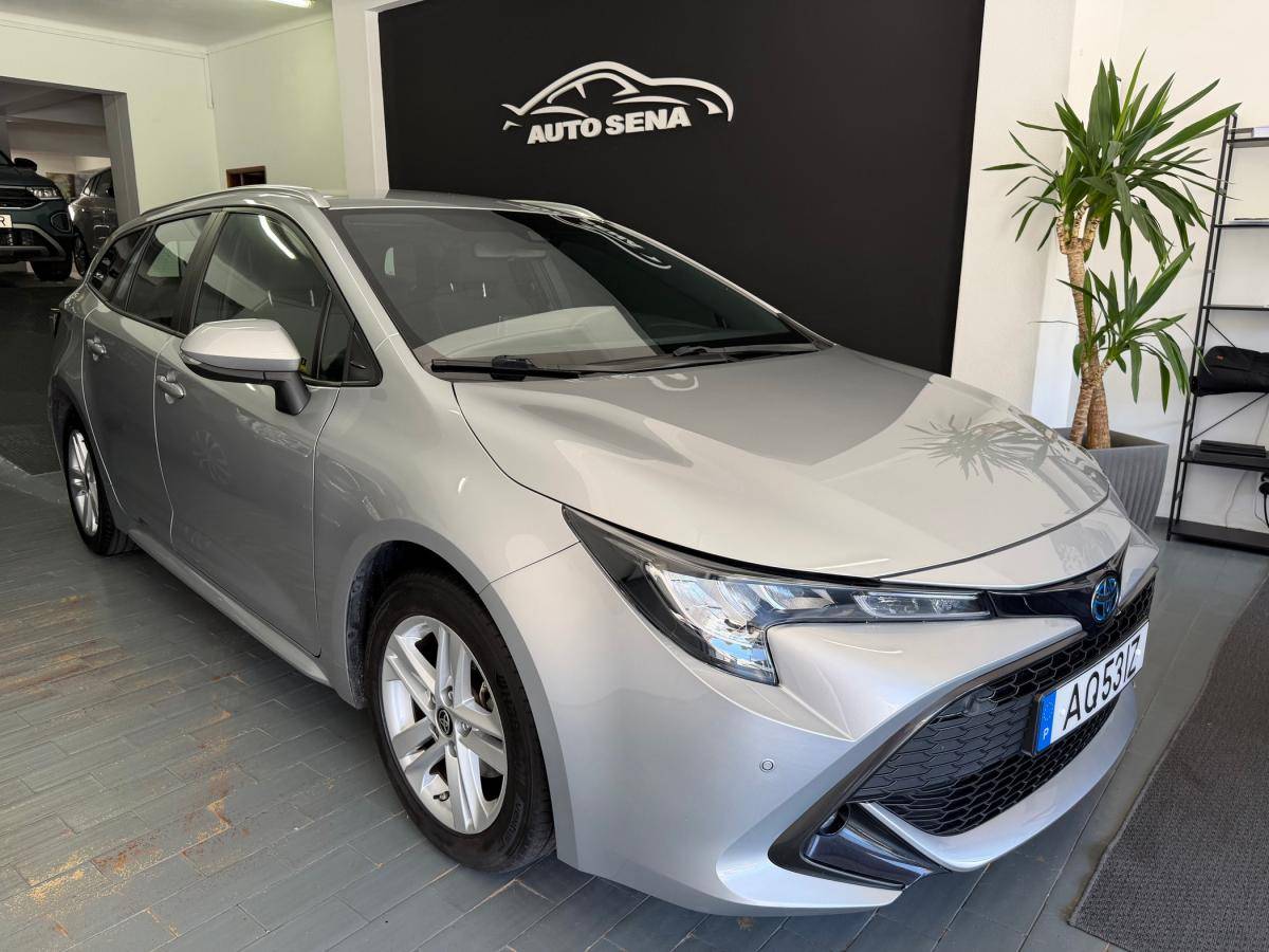 toyota-corolla-2022-hibrido-a-gasolina-1798cc
