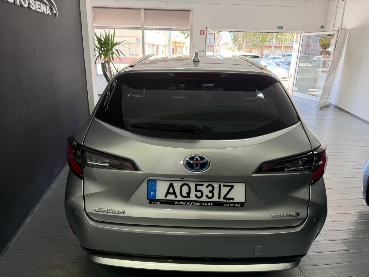 toyota-corolla-2022-hibrido-a-gasolina-1798cc