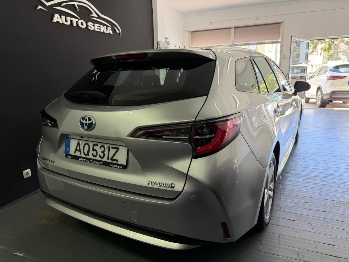 toyota-corolla-2022-hibrido-a-gasolina-1798cc