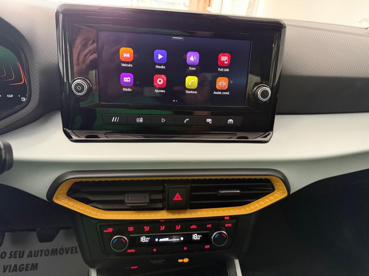 seat-arona-2024-gasolina-999cc