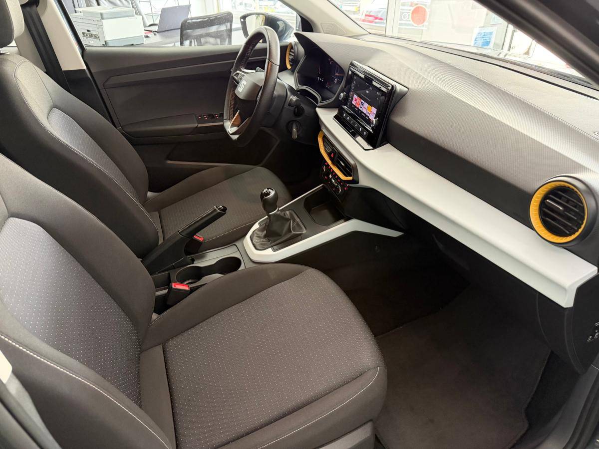 seat-arona-2024-gasolina-999cc