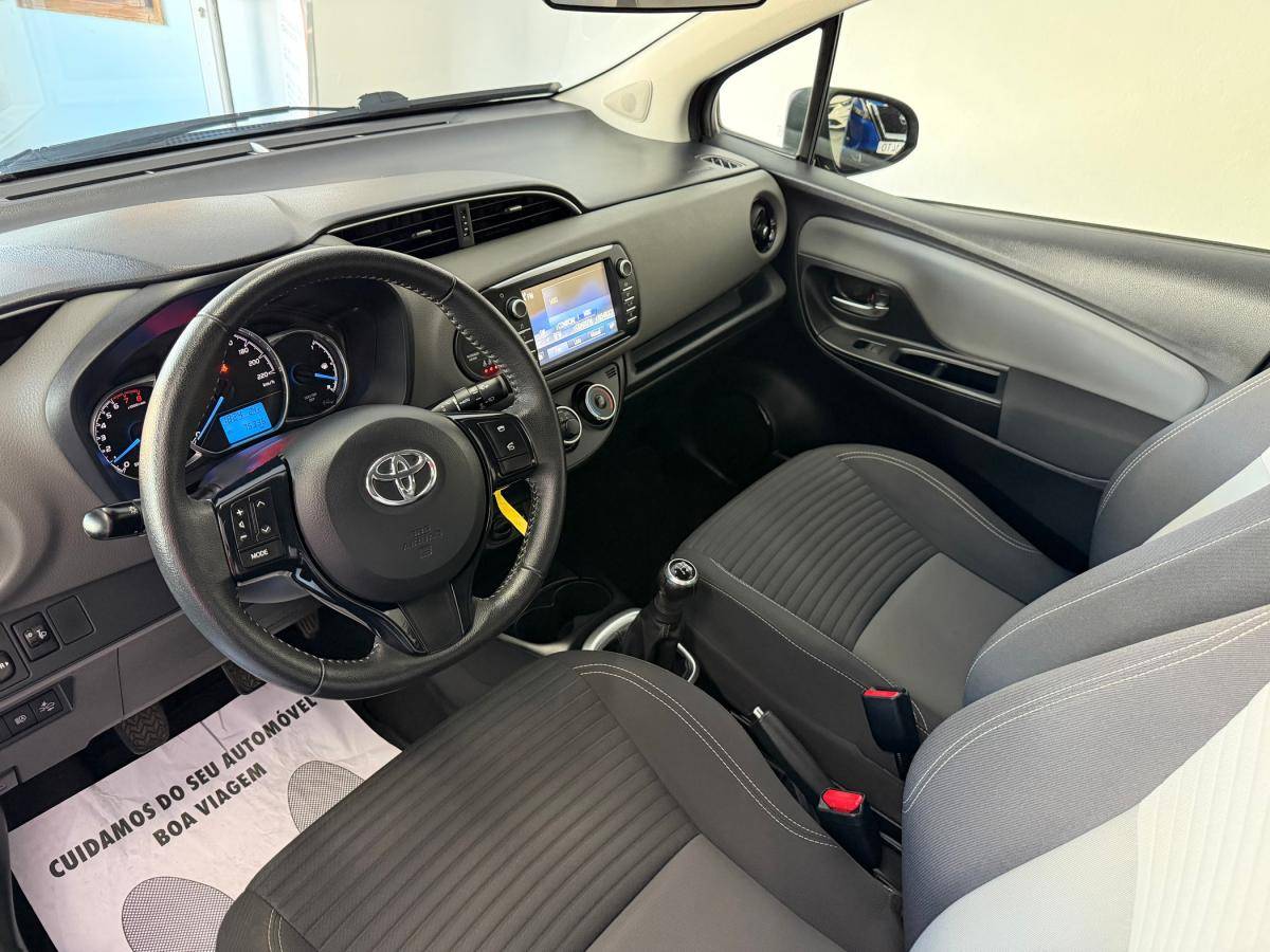 toyota-yaris-2020-gasolina-998cc