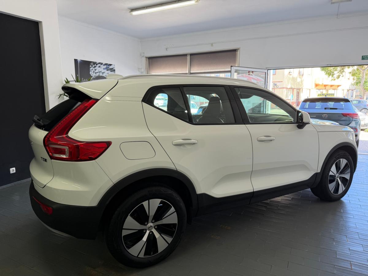 volvo-xc40-2020-hibrido-a-gasolina-1477cc