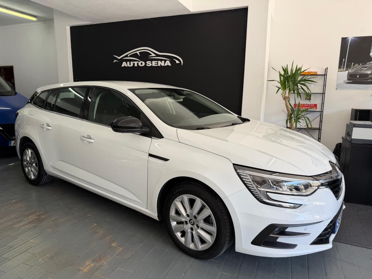 renault-megane-sport-tourer-2023-diesel-1461cc