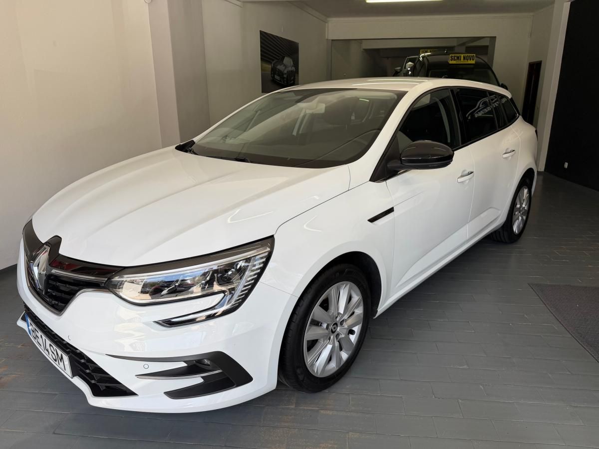 renault-megane-sport-tourer-2023-diesel-1461cc