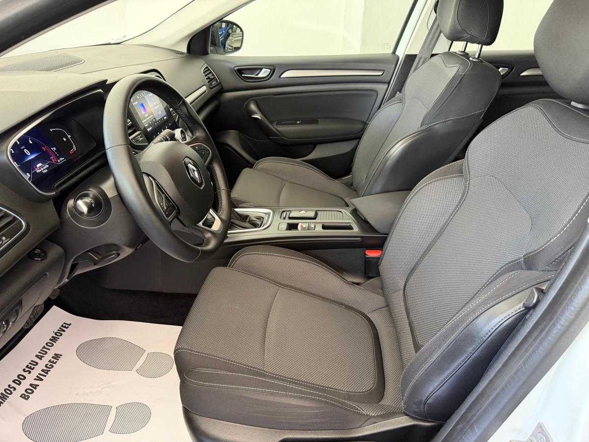 renault-megane-sport-tourer-2023-diesel-1461cc