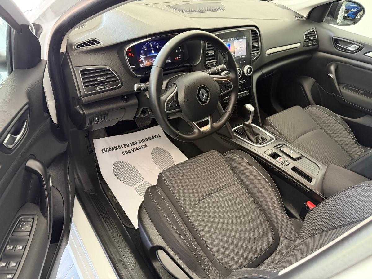 renault-megane-sport-tourer-2023-diesel-1461cc