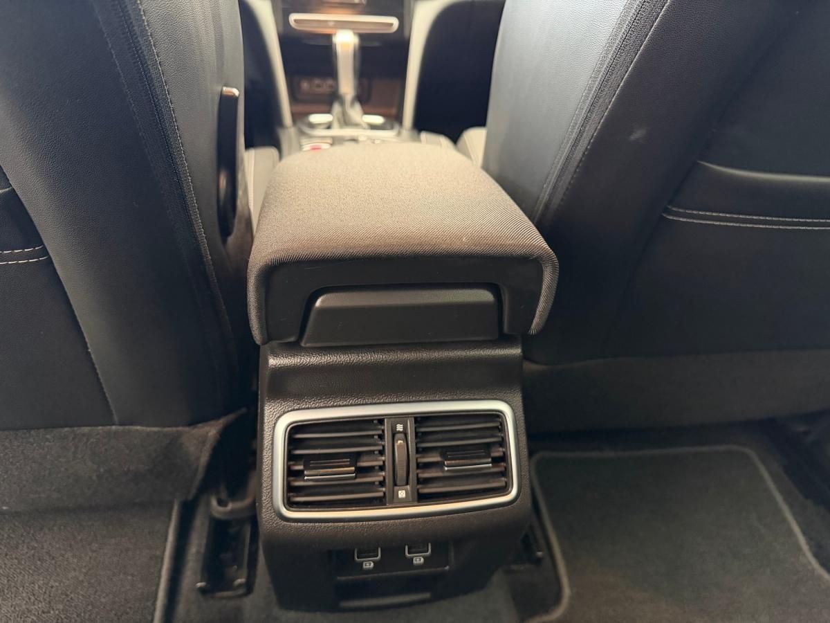 renault-megane-sport-tourer-2023-diesel-1461cc