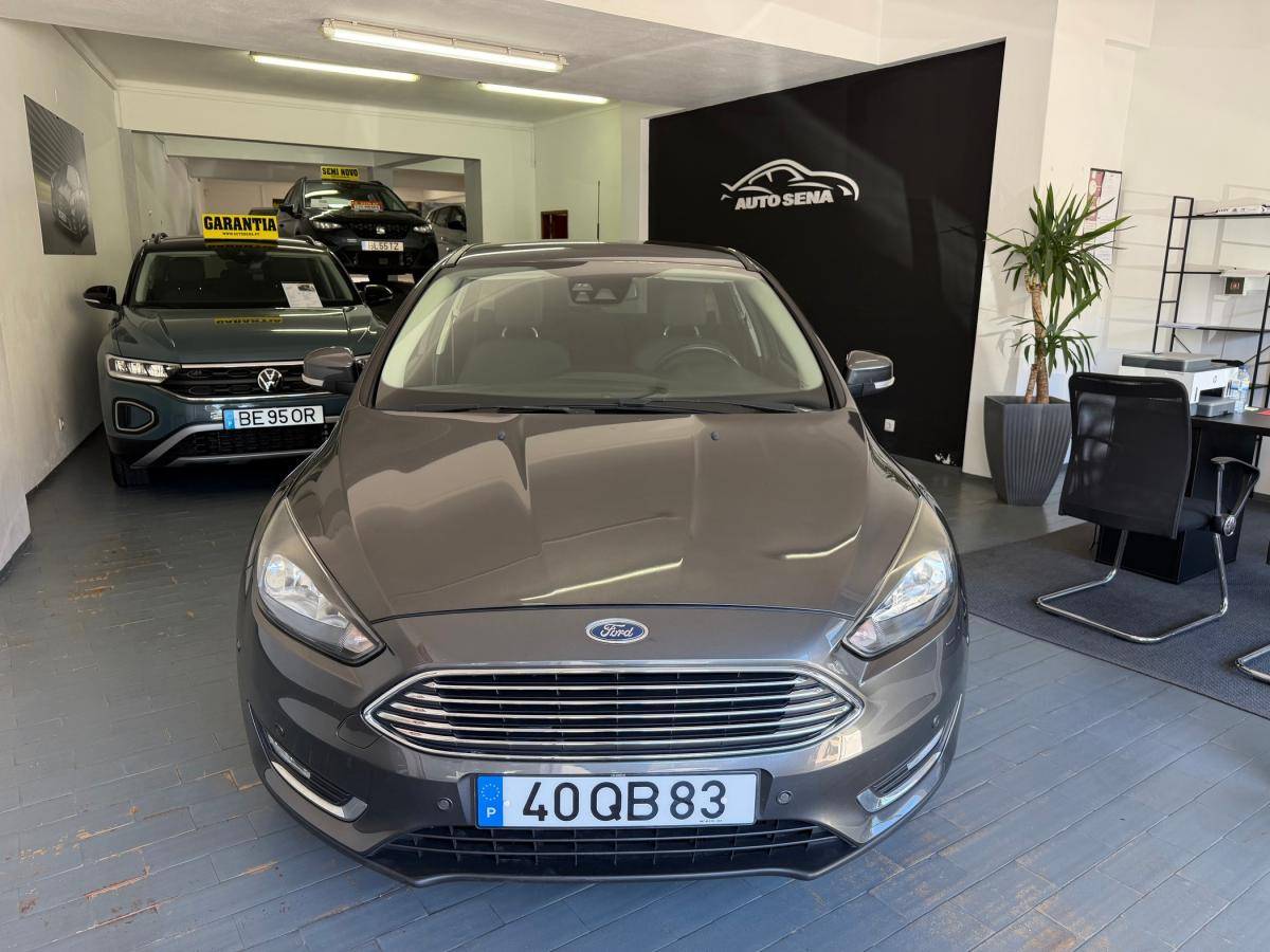 ford-focus-2015-gasolina-998cc