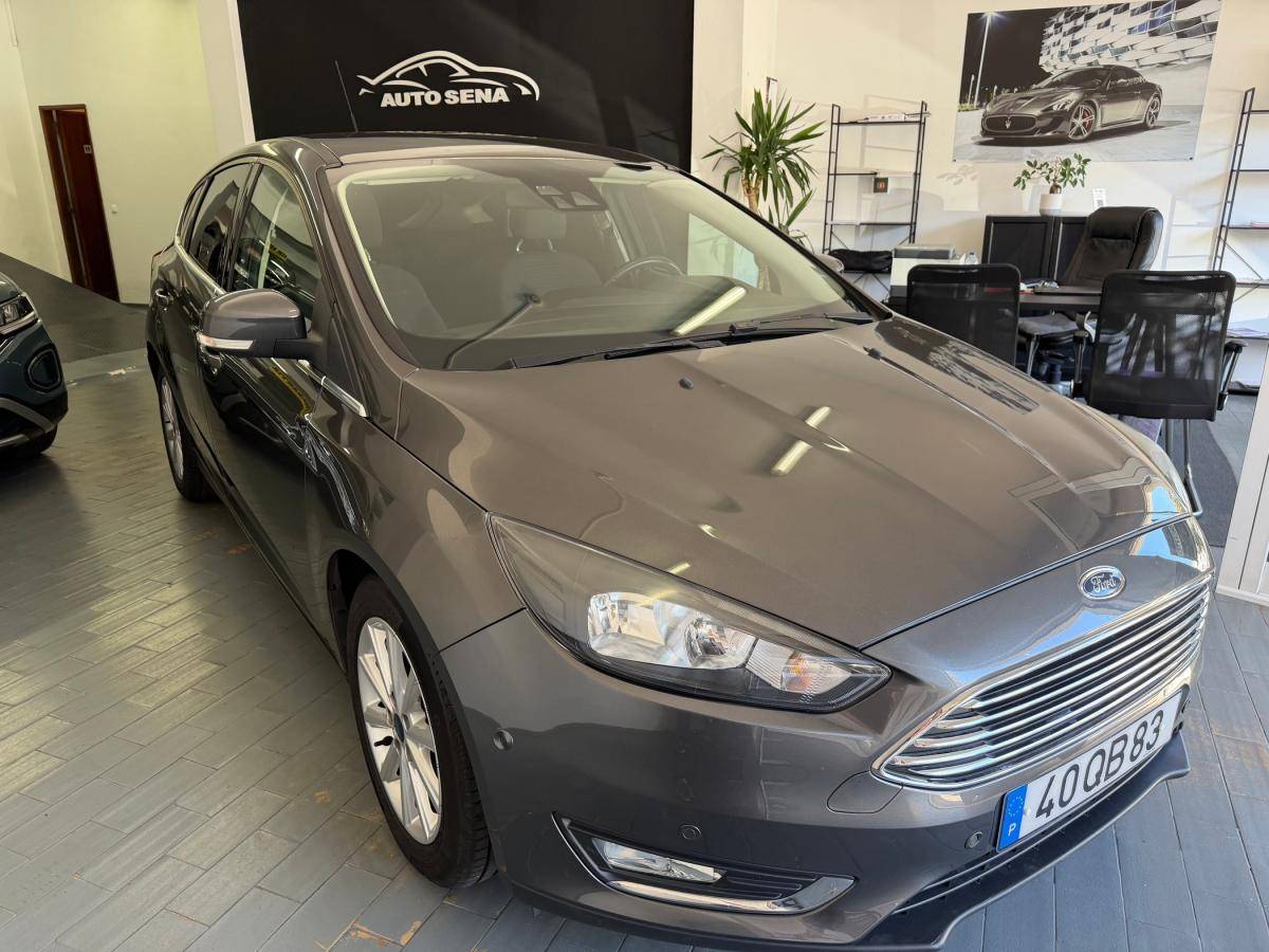 ford-focus-2015-gasolina-998cc