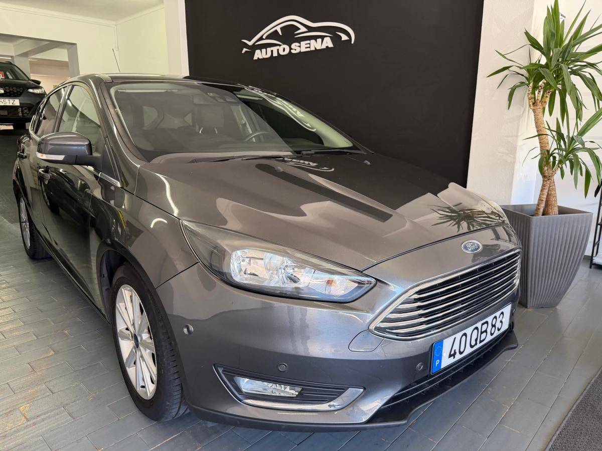 ford-focus-2015-gasolina-998cc