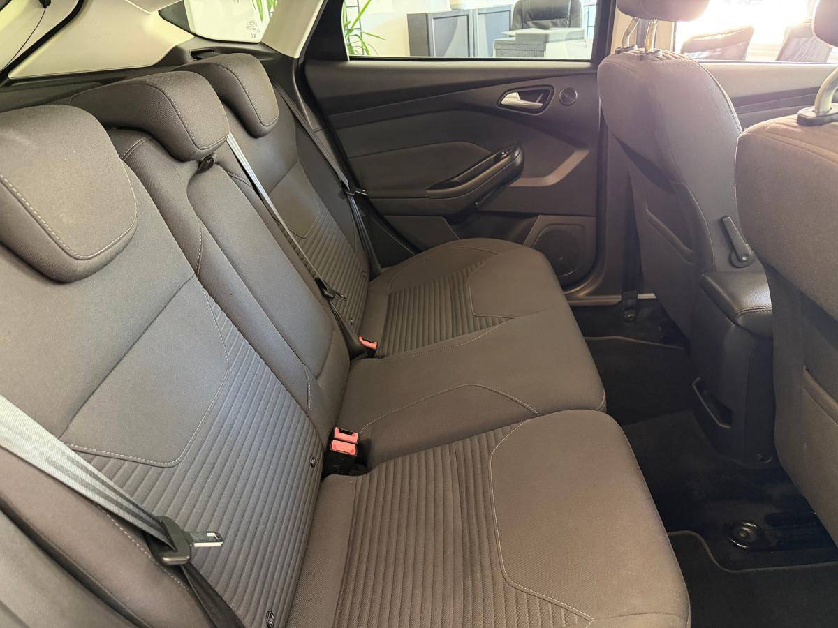 ford-focus-2015-gasolina-998cc