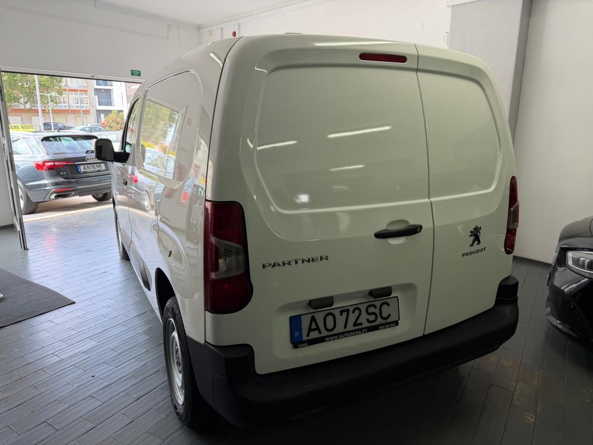 peugeot-partner-2022-diesel-1499cc