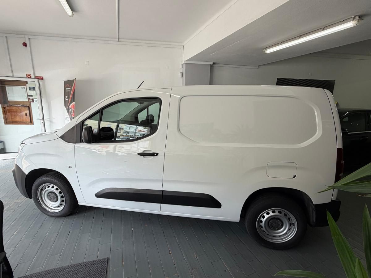 peugeot-partner-2022-diesel-1499cc