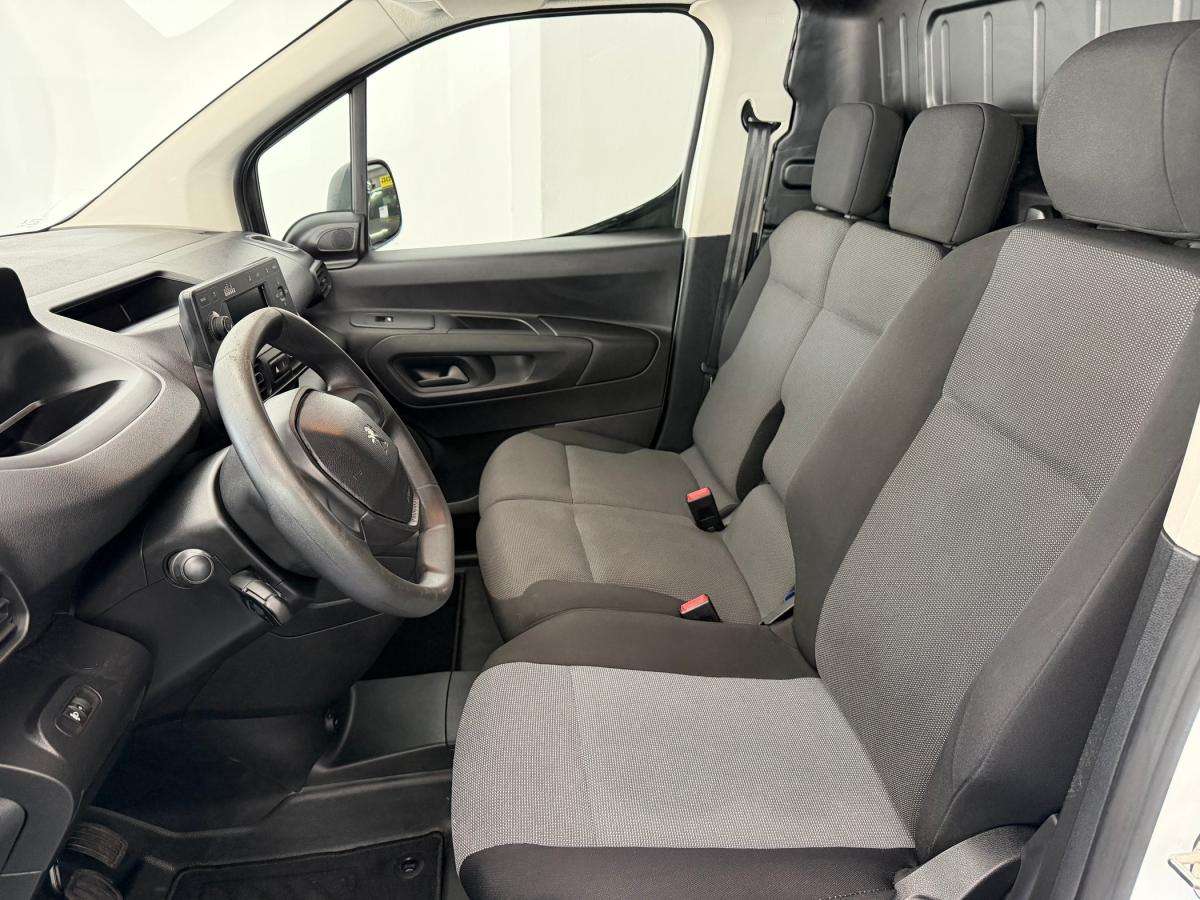 peugeot-partner-2022-diesel-1499cc