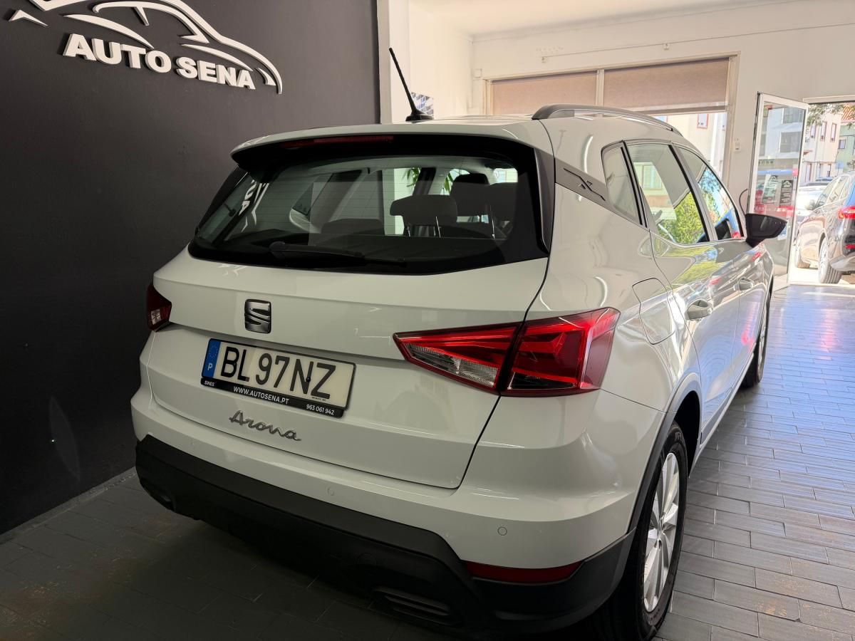 seat-arona-2024-gasolina-999cc