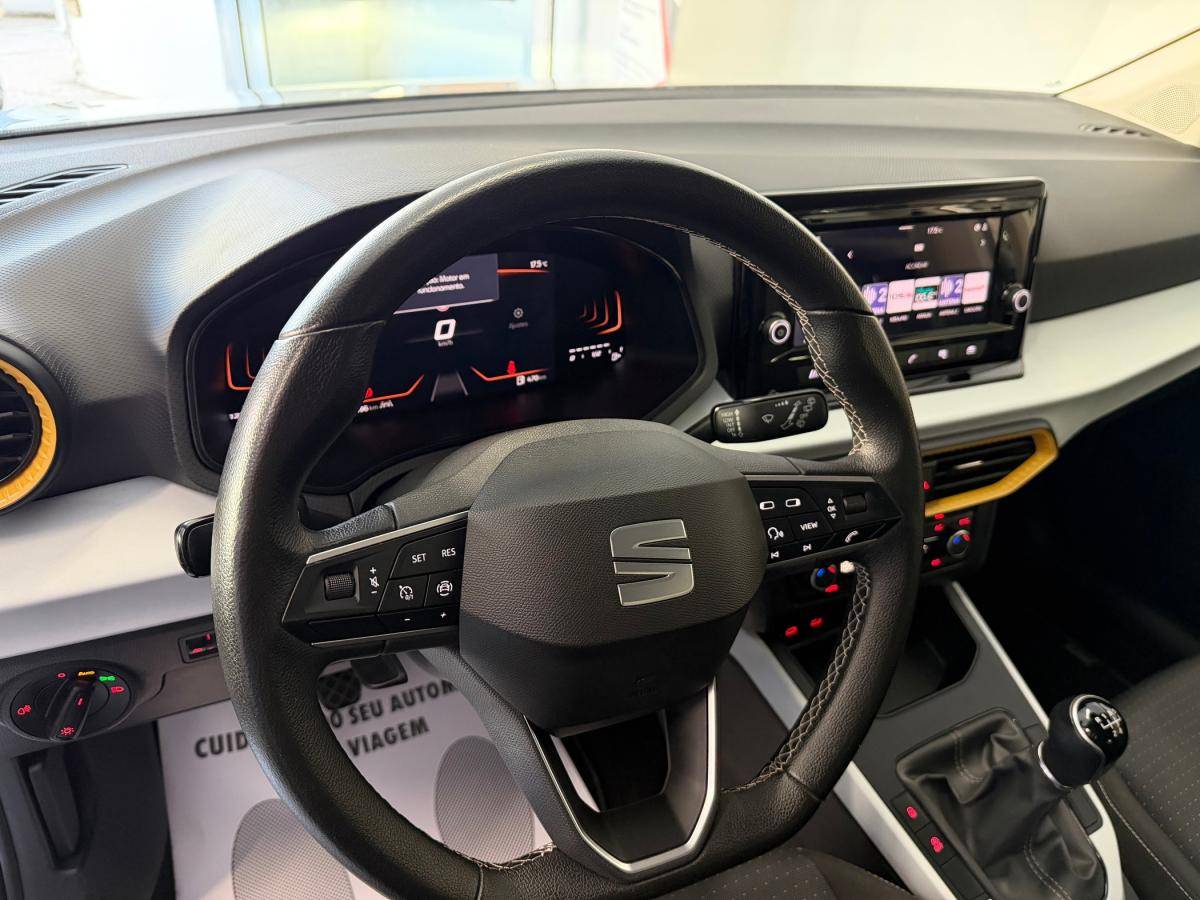 seat-arona-2024-gasolina-999cc