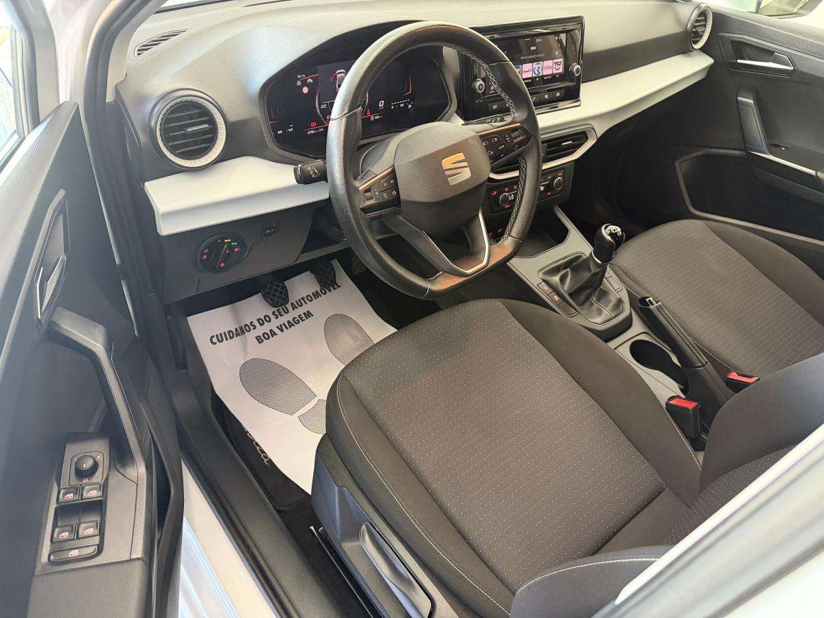 seat-ibiza-2024-gasolina-999cc