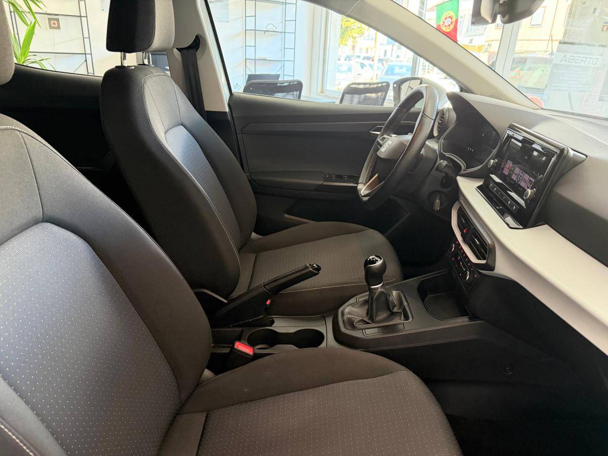 seat-ibiza-2024-gasolina-999cc