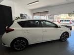 toyota-auris-2016-hibrido-a-gasolina-1798cc