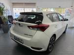 toyota-auris-2016-hibrido-a-gasolina-1798cc