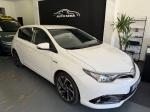 toyota-auris-2016-hibrido-a-gasolina-1798cc