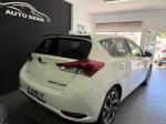toyota-auris-2016-hibrido-a-gasolina-1798cc