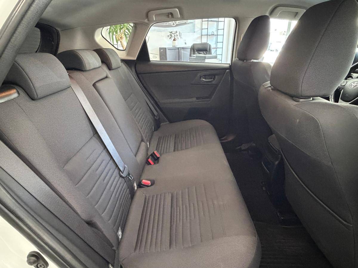 toyota-auris-2016-hibrido-a-gasolina-1798cc