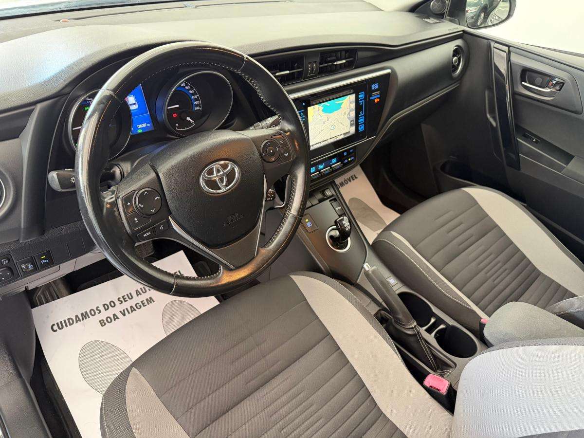 toyota-auris-2016-hibrido-a-gasolina-1798cc