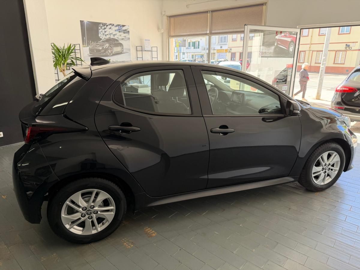 toyota-yaris-2021-gasolina-998cc