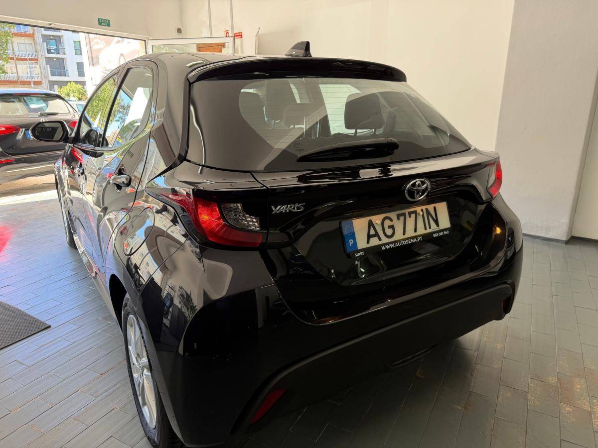 toyota-yaris-2021-gasolina-998cc