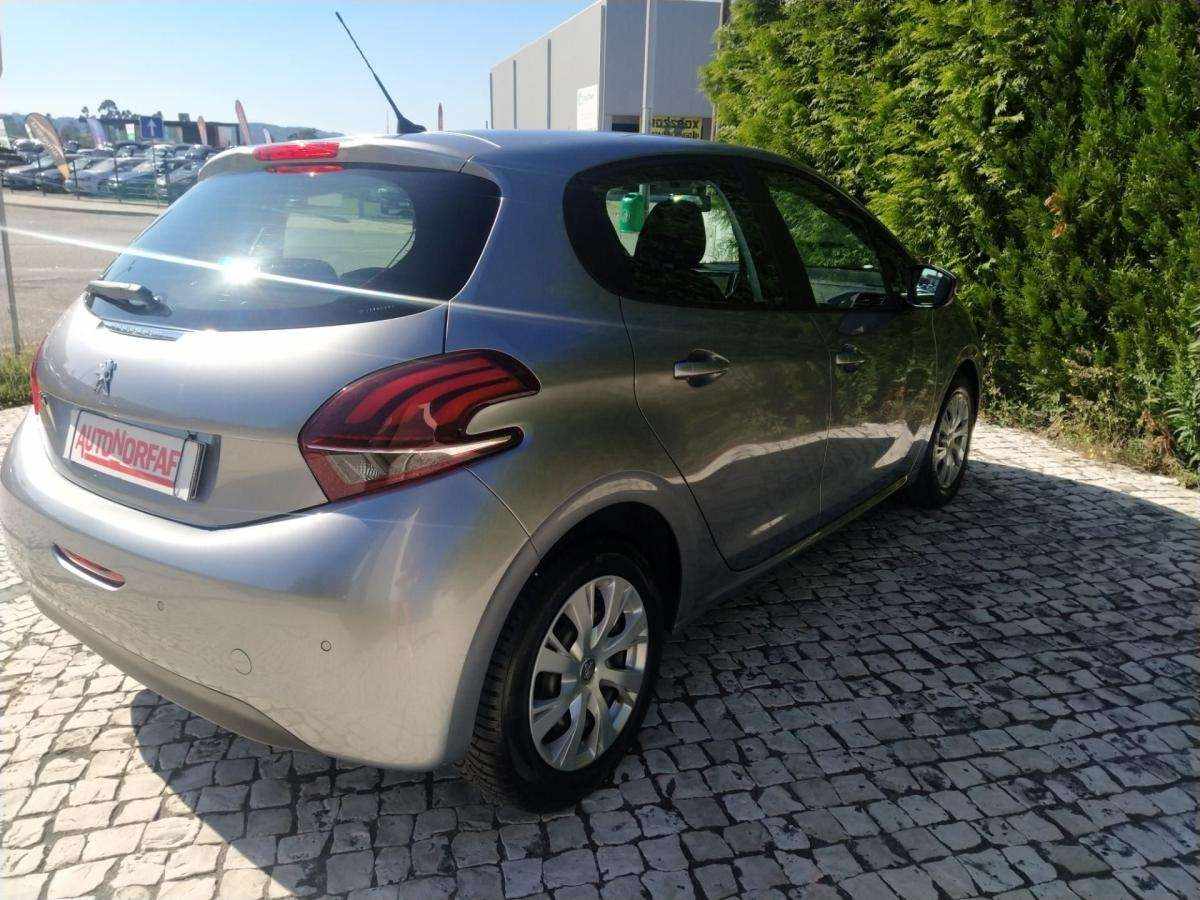 peugeot-208-2019-diesel-1499cc