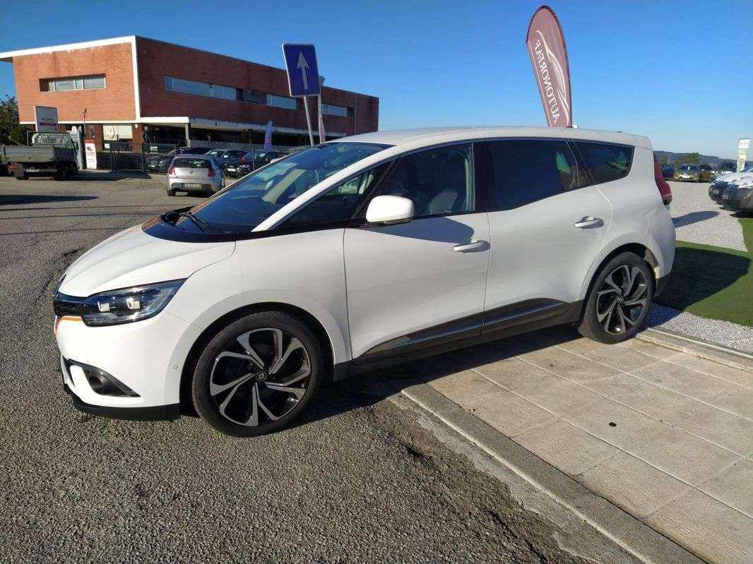 renault-grand-scenic-2019-diesel-1749cc